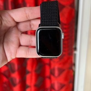 Apple Watch Series 5 40 mm wifi+Cell